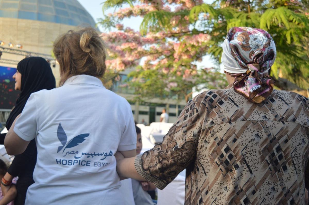 A patient and hospice worker celebrate Mother's Day with an outing in Heliopolis, Cairo.